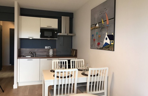 La Baule-Escoublac Apartment | À 150 Mètres de Lesplanade Benoît,bel Appartement Entièrement Rénové
