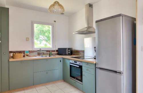 Ile-Tudy House | À 400m de la plage du Téven, maison pour 6