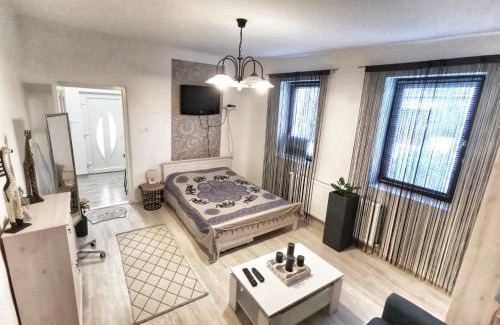 Gyula Apartment | Á-B Apartman