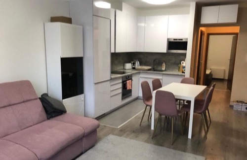 Kecskemet Apartment | Ádám Guesthouse I.