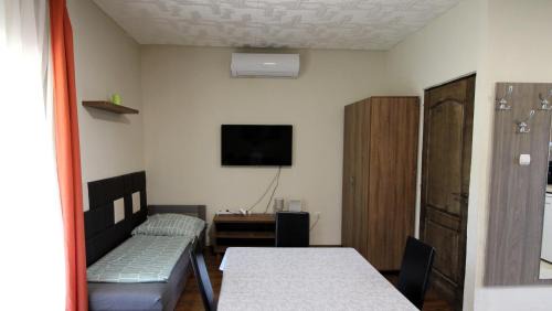 Sostogyogyfurdo Apartment | Áron Apartment