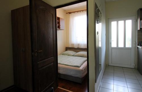 Sostogyogyfurdo Apartment | Áron Apartment
