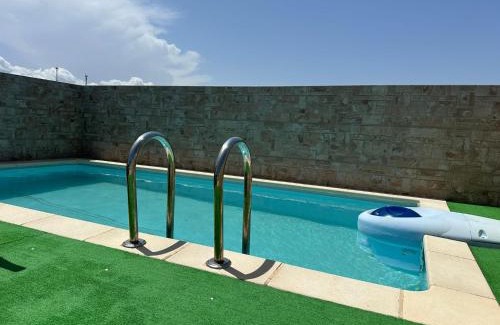 Vera Beach Apartment | Ático con piscina privada vistas al mar.