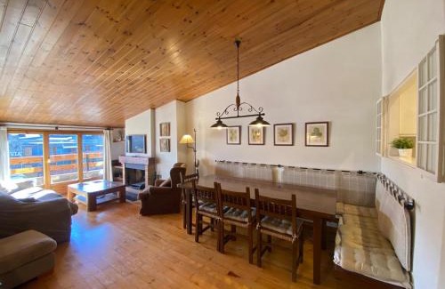 Llivia Apartment | Ático en Llivia espacioso y acogedor