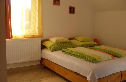 Miskolc-Tapolca House | Éden Vendégház