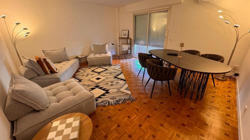 Ventabrun Apartment | Élégant 3 pièces, 2 chambres, 4 pers, clim, Wi-fi, proche des plages
