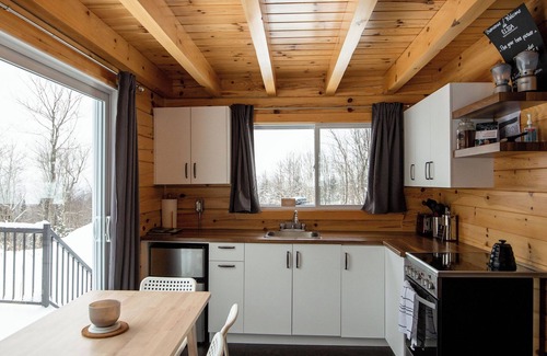 Lac Beauport Cabin | Élisa - Parfait Séjour Pour les Amoureux de la Nature et du Vélo de Montagne