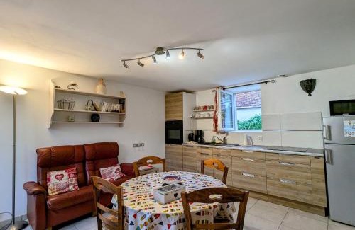 Luant House | Évasion nature en Brenne : maison avec jardin, activités et économie près de Châteauroux - FR-1-591-58