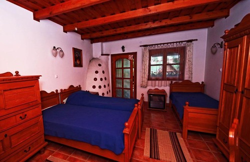 Ocsard House | Ócsárdi Tópanzió