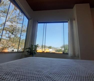 Petropolis Apartment | Ótima suíte próxima ao centro