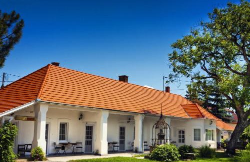 Bogacs House | Öreg Malom Apartmanház
