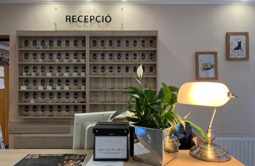 Tata Hotel | Öreg-tó Hotel és Rendezvénytér