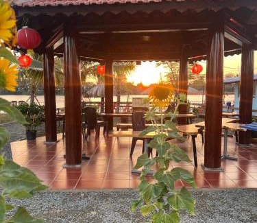 Tan Uyen Town Other | Điểm Hẹn restaurant, cắm trai, sở thú mini farm, câu cá giải trí