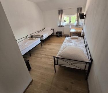 Sroda Slaska Hotel | Średzka Korona