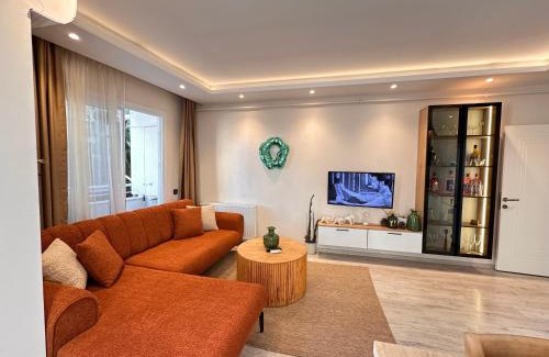Yenisehir Apartment | Şehrin kalbinde benzersiz ev