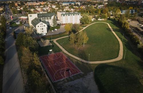 Siauliai City Center Hotel | Šiauliu Krasto Medžiotojų Užeiga