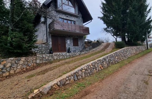 Cvetkovic Apartment | ŠUMSKA VILA