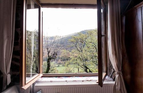 Pyli House | Πέτρινη κατοικία με υπέροχη θέα στο όρος Κόζιακα.