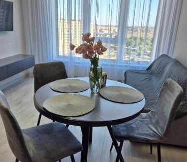 Vapnyarka Apartment | Апартаменти на Марсельській 62 в ЖК Острова, 1 спальня та кухня-студія