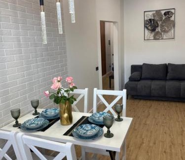 Rivne Apartment | Апартаменти на Чорновола,поруч Щасливе