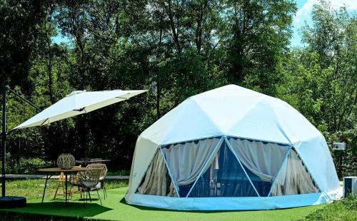 Klavdiyevo-Tarasove Apartment | Апартаменти Тоскана в Сімейному Екопарку Ясногородка