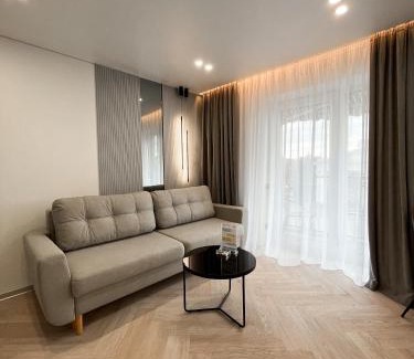 Podil Apartment | Апартаменти VIP з видом на Театр - Мережа HELEN