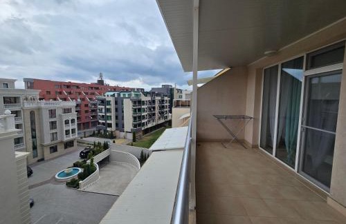 Pomorie Apartment | Апартамент Блу Поморие