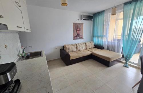 Pomorie Apartment | Апартамент Блу Поморие