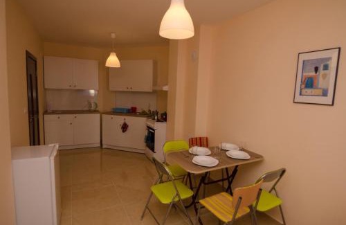 Pomorie Apartment | Апартамент Симона