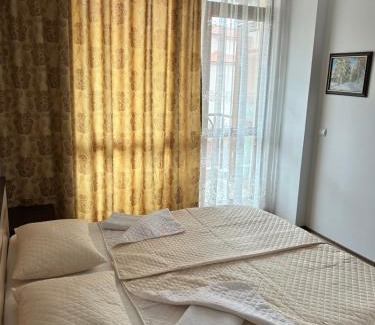 Ravda Apartment | Апартамент Emilia