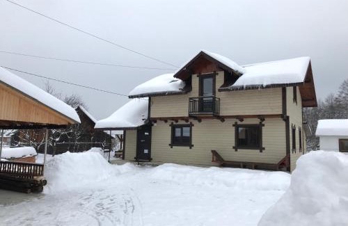 Mykulychyn Apartment | Берізка