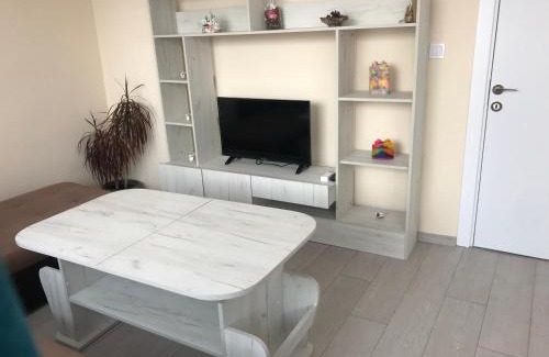 Ravda Apartment | Борис