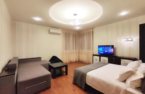 Desnyans'kyi District Apartment | велика двокімнатна Данькевича