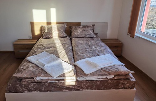 Septemvri House | Винарна-Славовица