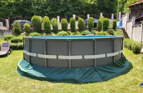 Beli Osum House | Двете къщи в планината