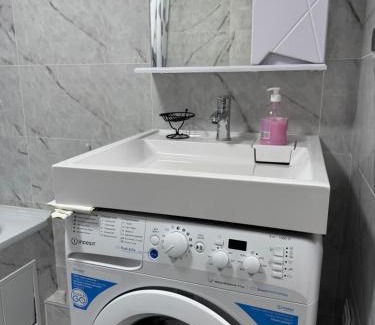 Sverdlov District Apartment | Двухуровневая 1-к квартира