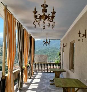 Dilijan House | Дехцени