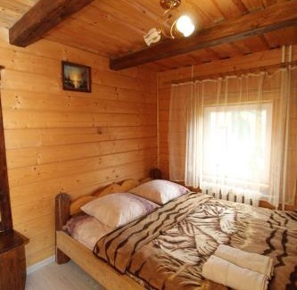 Yablunytsya House | "Карпати"