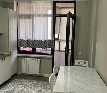 Sverdlov District Apartment | Квартира в эмир строй
