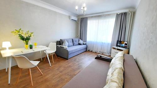 Podil Apartment | Квартира с видом на Белую беседку Сеть апартаментов в центре Alex Apartmets Бесконтактное заселение 24-7