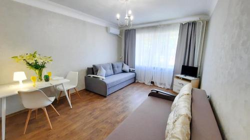 Podil Apartment | Квартира с видом на Белую беседку Сеть апартаментов в центре Alex Apartmets Бесконтактное заселение 24-7