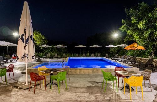 Ezerets House | Комплекс Радост