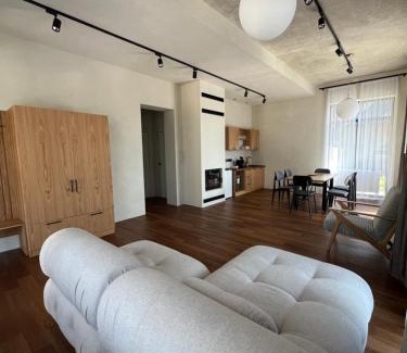 Yablunytsya Hotel | Котеджі Грань