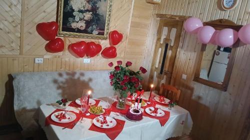 Yablunytsya Apartment | Котеджі Цімбори