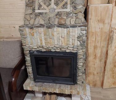 Yablunytsya Apartment | Котеджі Цімбори