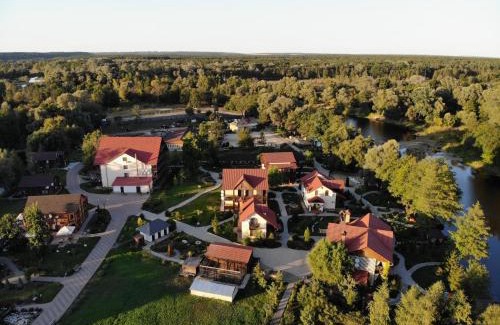 Chernechchyna Hotel | Котедж-парк Славна