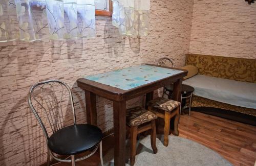 Yablunytsya Apartment | Котедж У Яни 2