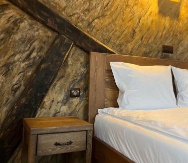 Septemvri House | Къща за гости Календарови къщи I