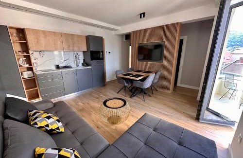 Maini Apartment | Мamma Mia Аpartments