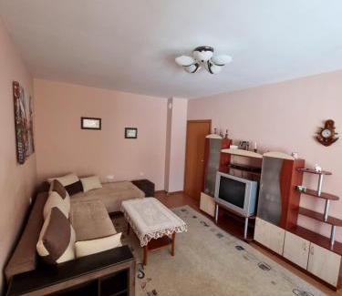 Pomorie Apartment | Нашето място